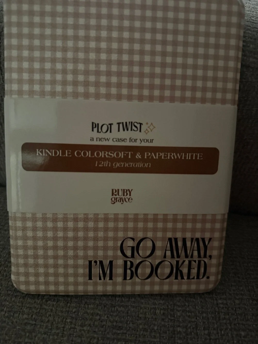 Plot Twist Ruby Grayce Kindle Case - Beige Gingham
